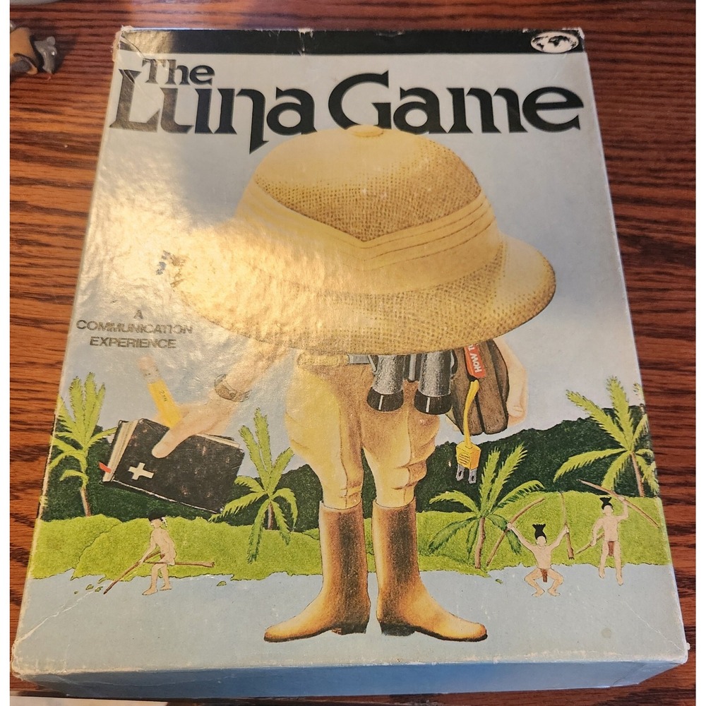 *Very Rare* Luna Game‎ World Christian